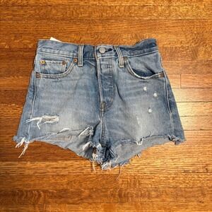 Levi's High‎ Rise Distressed Cutoff Denim Shorts W26 Raw Hem Vintage Wash